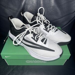 Nike Basketball Shoes Giannis Immortality 3 White Black DZ7533-100 Men’s Size 12